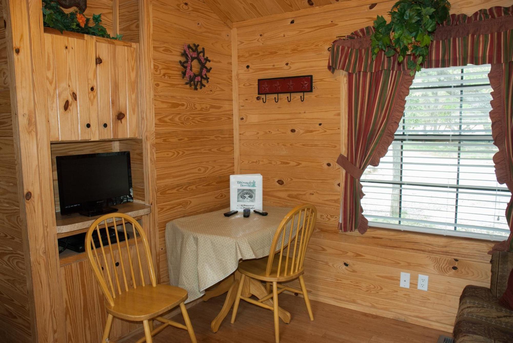 Medina Lake Camping Resort Cabin 3 Lakehills Екстер'єр фото